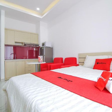 Reddoorz Near Quan Khu 7 Stadium Ho Chi Minh City Exterior photo