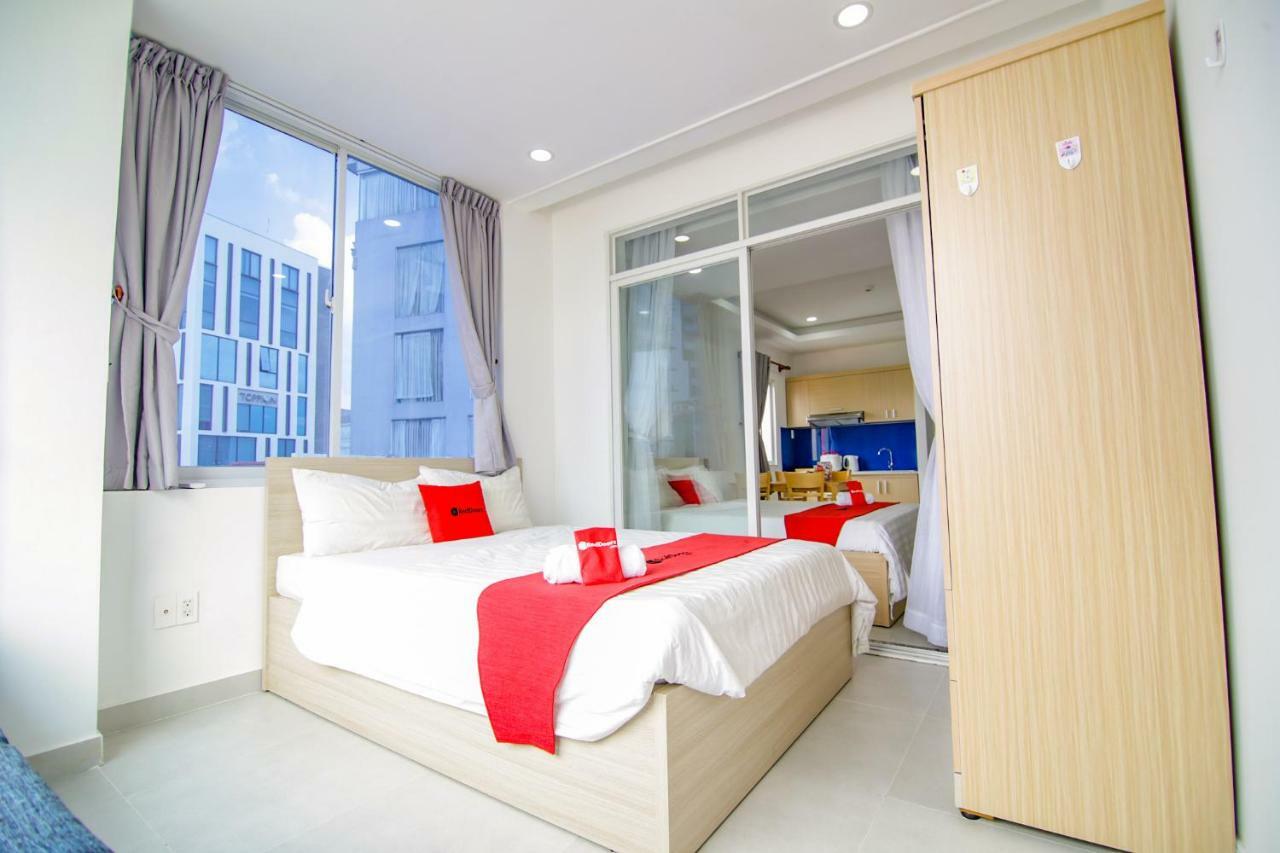 Reddoorz Near Quan Khu 7 Stadium Ho Chi Minh City Exterior photo