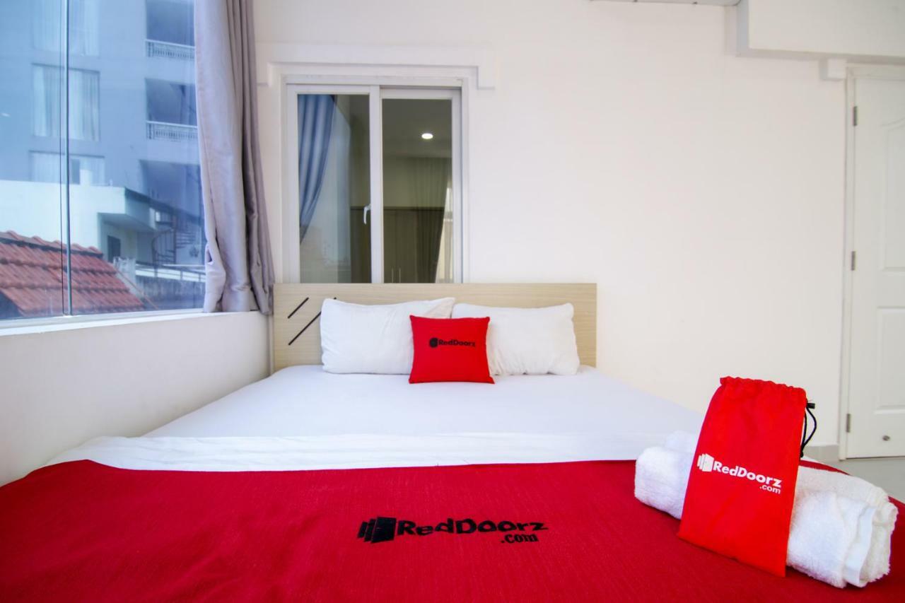 Reddoorz Near Quan Khu 7 Stadium Ho Chi Minh City Exterior photo