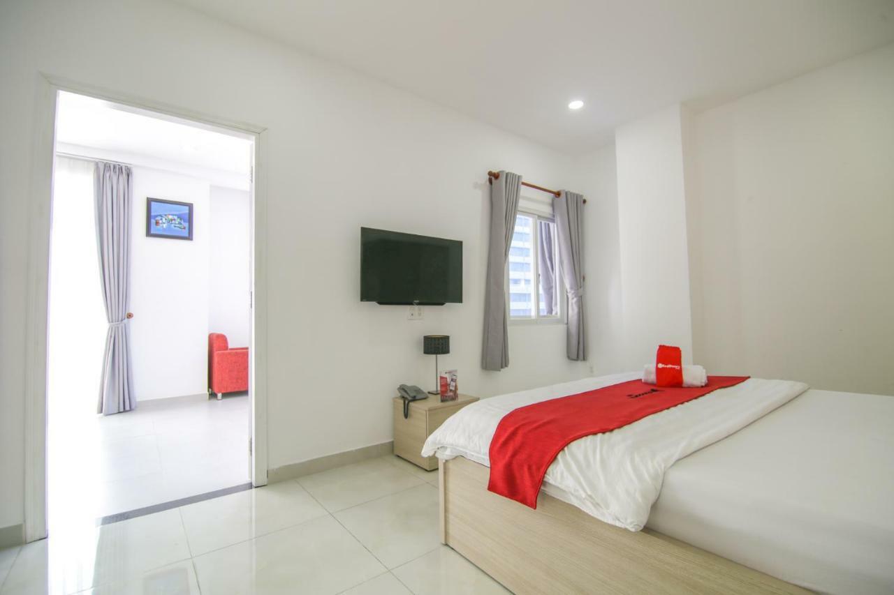 Reddoorz Near Quan Khu 7 Stadium Ho Chi Minh City Exterior photo