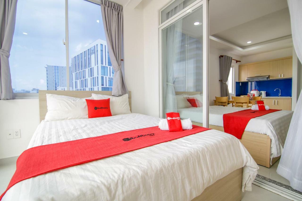 Reddoorz Near Quan Khu 7 Stadium Ho Chi Minh City Exterior photo